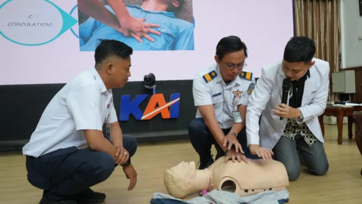 KAI Divre III Palembang Bekali Frontliner Pemahaman P3K Jelang Angkutan Lebaran 2026