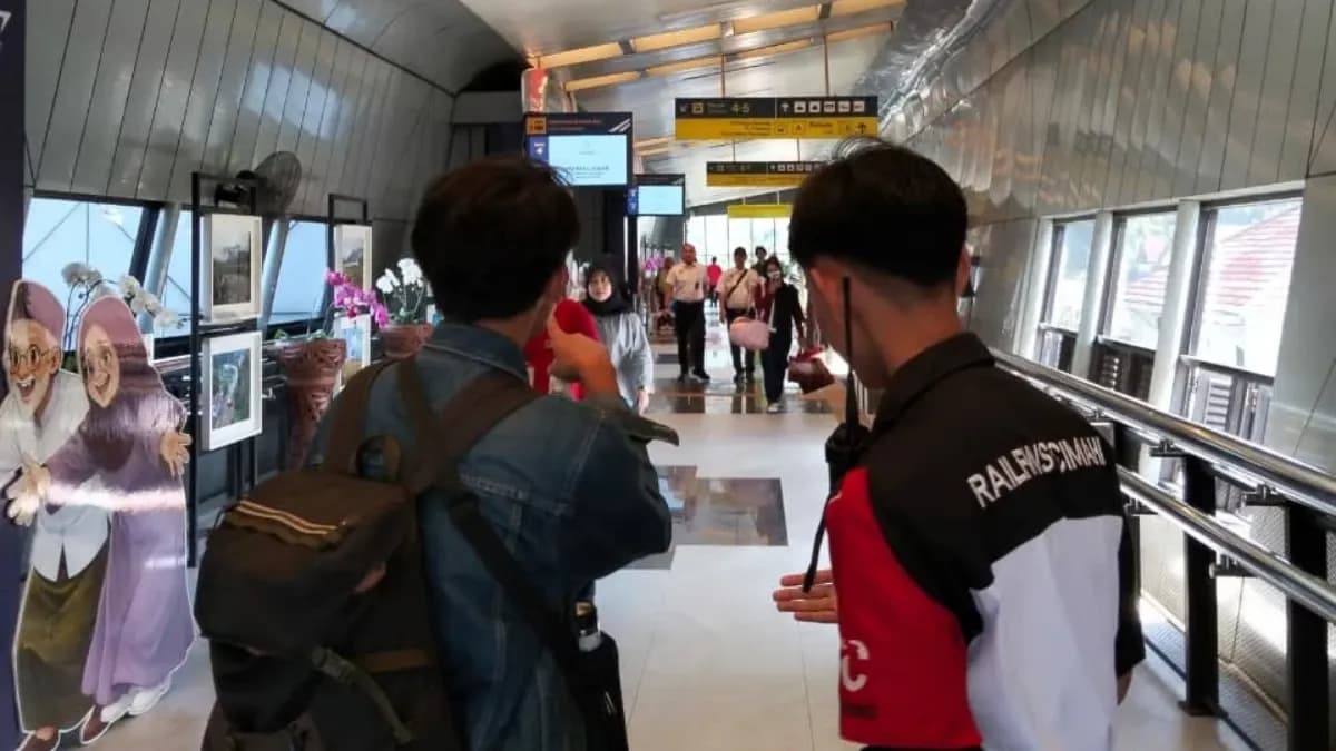 165 Relawan Dari Komunitas Railfans dan Pramuka Tinggalkan Libur Lebaran, Memilih Layani Pelanggan di wilayah KAI Daop 2 Bandung