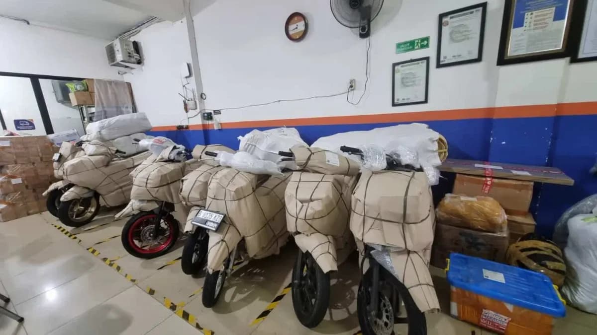 KAI Logistik Siap Layani Pengiriman Motor Pada Periode Arus Balik