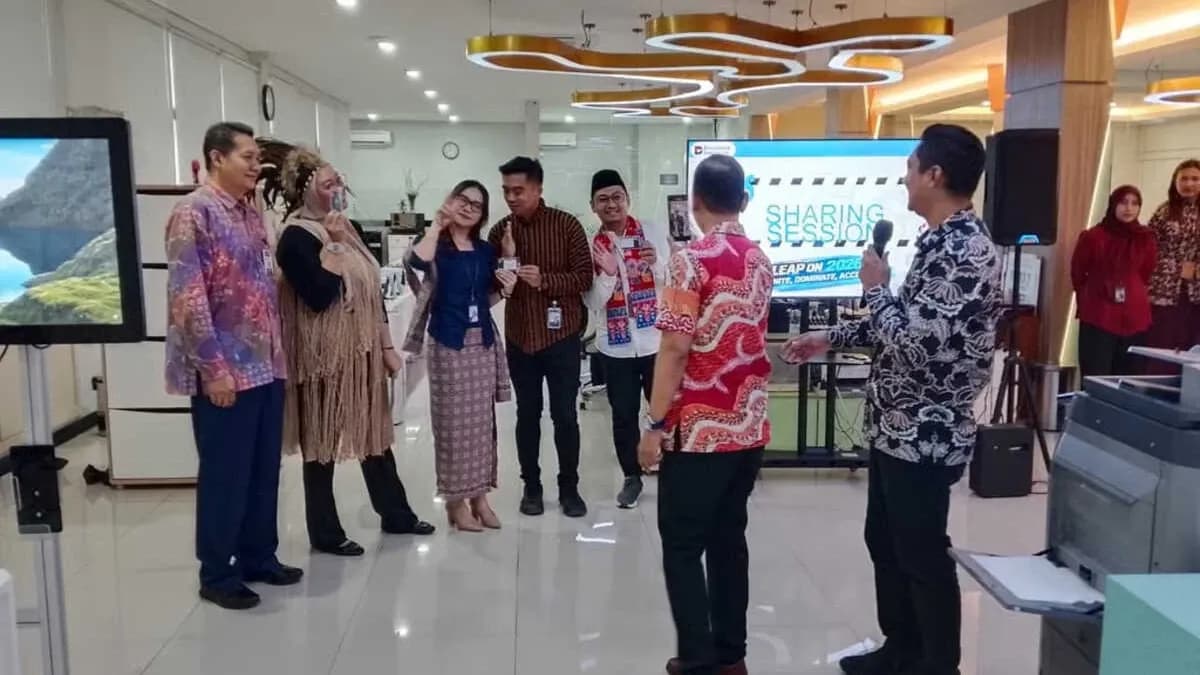 Semarak Hari Kartini, BRI Region 6 Gelar Lomba Busana Nasional untuk Pekerja