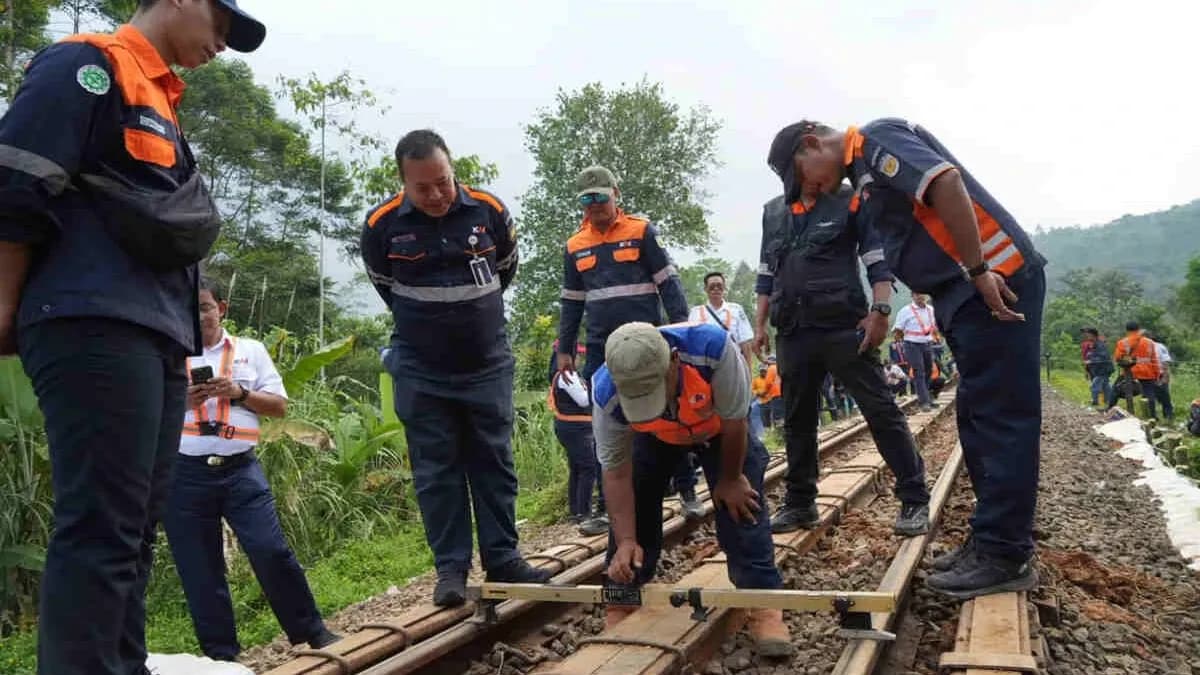 Update Penanganan Gogosan di Petak Jalan Cibeber–Lampegan, Sejumlah Perjalanan KA Siliwangi Dibatalkan Demi Keselamatan
