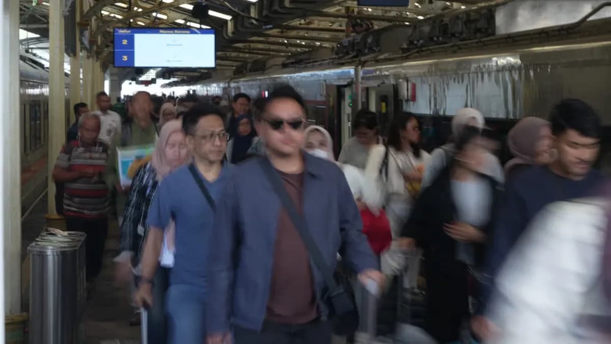 KAI Daop 2 Bandung Layani Hampir 75ribu Pelanggan Selama Libur Panjang May Day, Okupansi KA Capai 107,3%