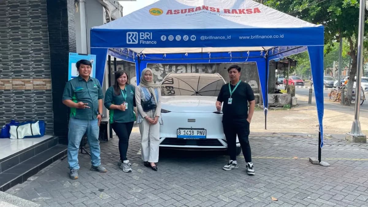 BRI Finance Hadirkan Solusi Pembiayaan Kendaraan bagi Masyarakat Jawa Timur melalui BRI KKB Expo