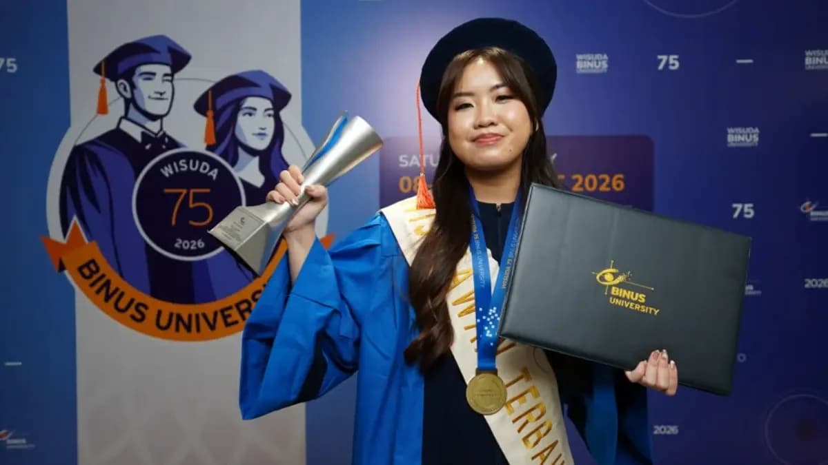 Wisuda ke-75 BINUS University Rachel Evangeline Tumbuh dalam Ekosistem BINUS Bandung
