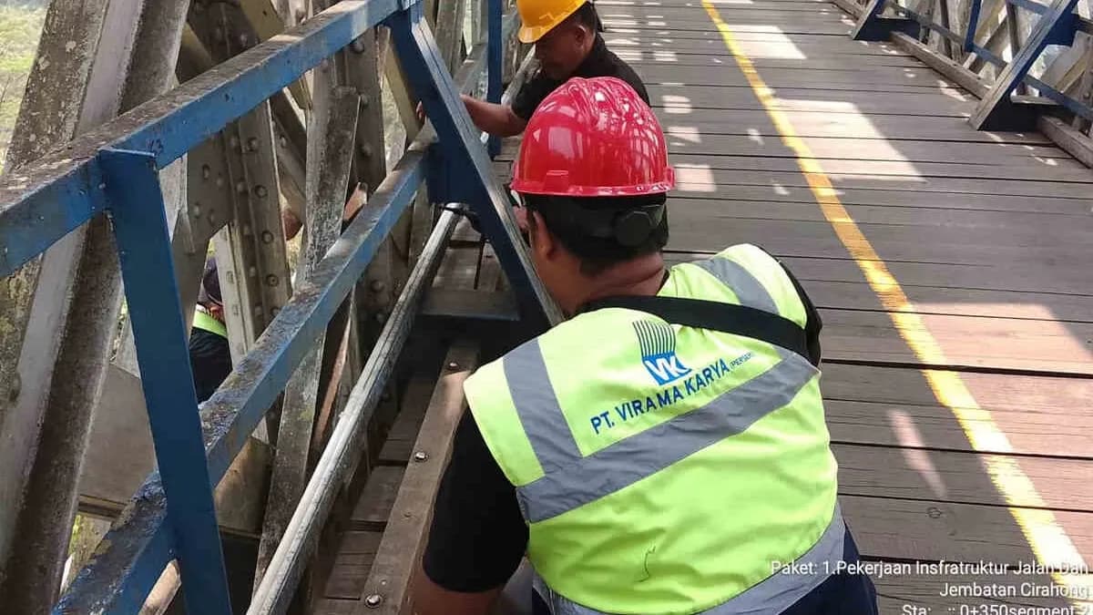 KAI Daop 2 Bandung Perbaiki Jembatan Cirahong Demi Keselamatan Perjalanan