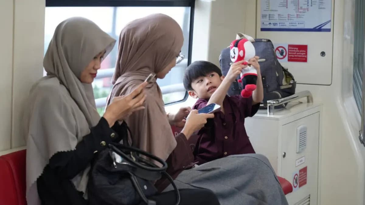 Hari Pelanggan Nasional 2026, LRT Jabodebek Apresiasi Pengguna Lewat Interaksi Langsung