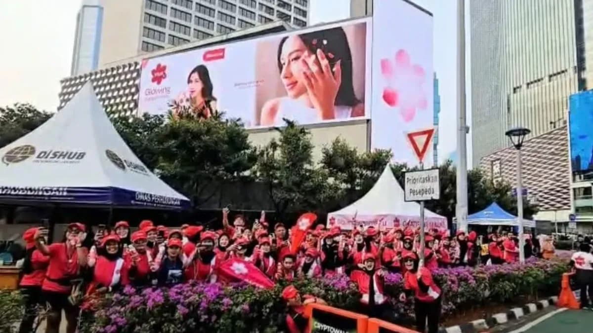 Perkenalkan Wajah Baru, Viva Cosmetics Ajak Masyarakat Bergerak dan “Glowing Bersamamu”