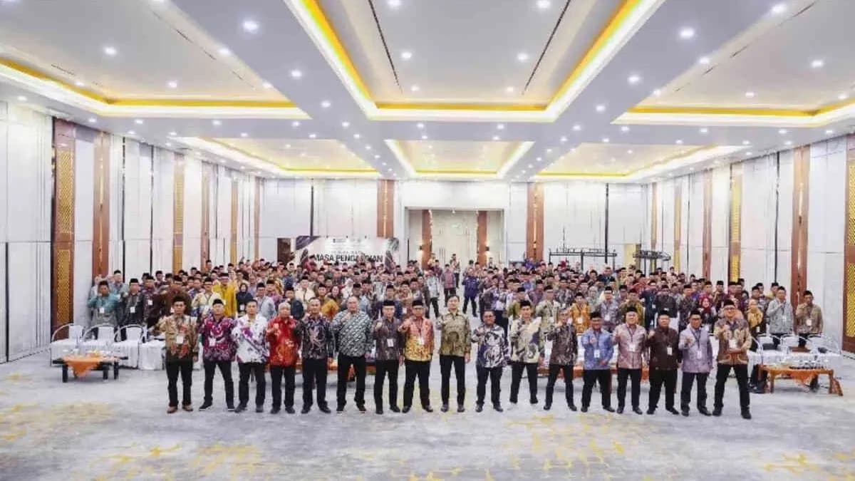 PTPN Group Beri Penghargaan Pengabdian kepada 1.239 Nusantara Planters PalmCo di Riau