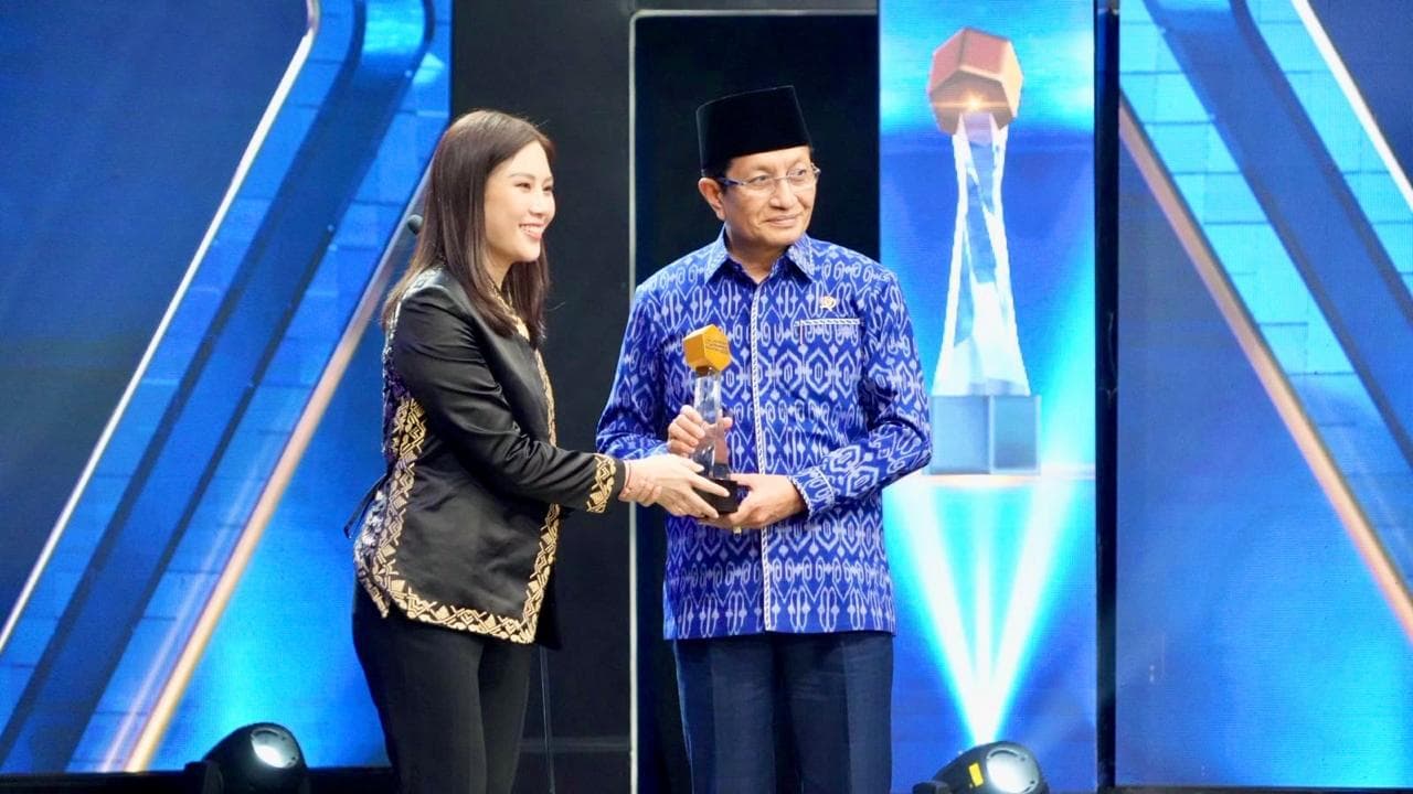 Menag Dapat Anugerah Penggerak Nusantara 2025 Bidang Harmoni dan Ekoteologi